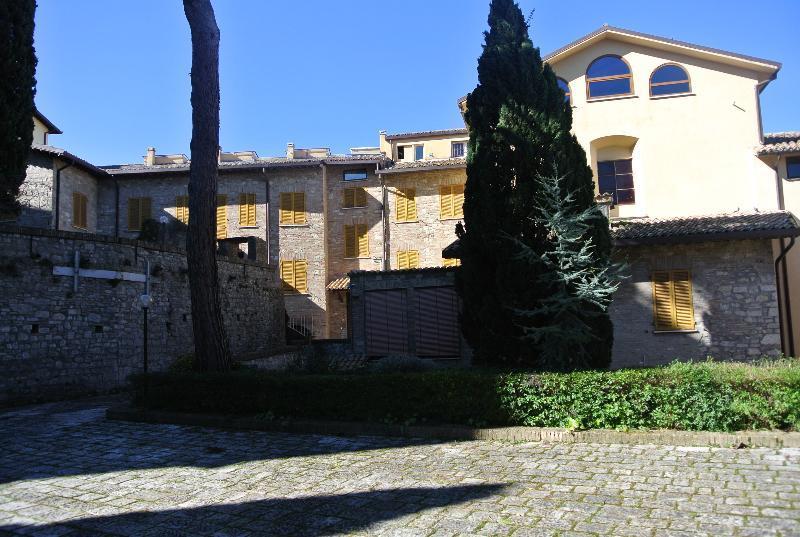 Monastero Ss. Annunziata Hotel Todi Exterior photo